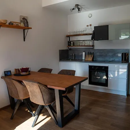 Apartmán Krkonošský U čtyř Pštrosů *